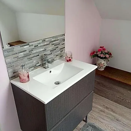 Le Chalange Bed & Breakfast 4*